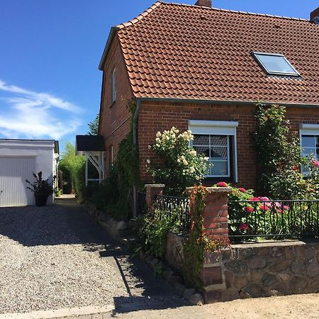 Holiday Home With Conservatory Dannau Exterior foto